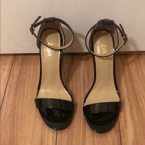 NWOT ZriEy black strappy heels, ankle strap